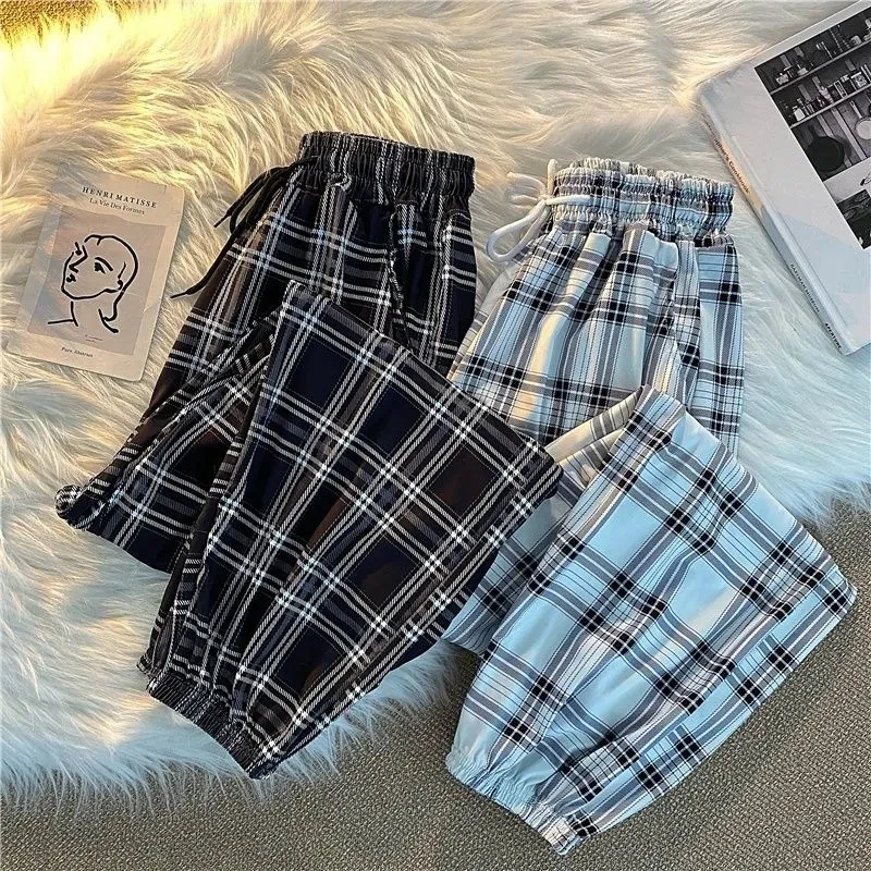 Plaid leggings Harajuku plush oversize women's Trousers 2021 Streetwear high waist loose casual sports pants Spring size lothes
Plaid leggings Harajuku plush oversize women's Trousers 2021 Streetwear high waist loose casual sports pants Spring size lothes