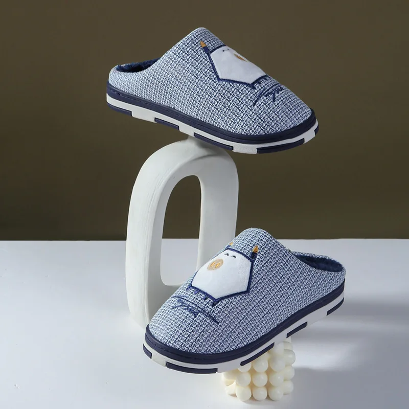 Cotton Slippers Men's Winter Home Fabric Slippers Men's Warm Non-slip Cute Thick Plush Indoor Shoes
Cotton Slippers Men's Winter Home Fabric Slippers Men's Warm Non-slip Cute Thick Plush Indoor Shoes