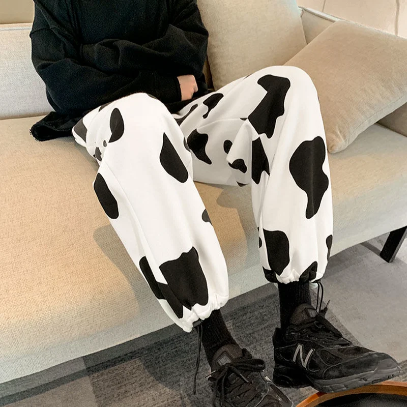 Casual Pants Women Ins Designer Loose Chic Milk Cow Trousers Womens Banded Harem Bottoms Ladies Casual All-match Joggers Leisure
Casual Pants Women Ins Designer Loose Chic Milk Cow Trousers Womens Banded Harem Bottoms Ladies Casual All-match Joggers Leisure