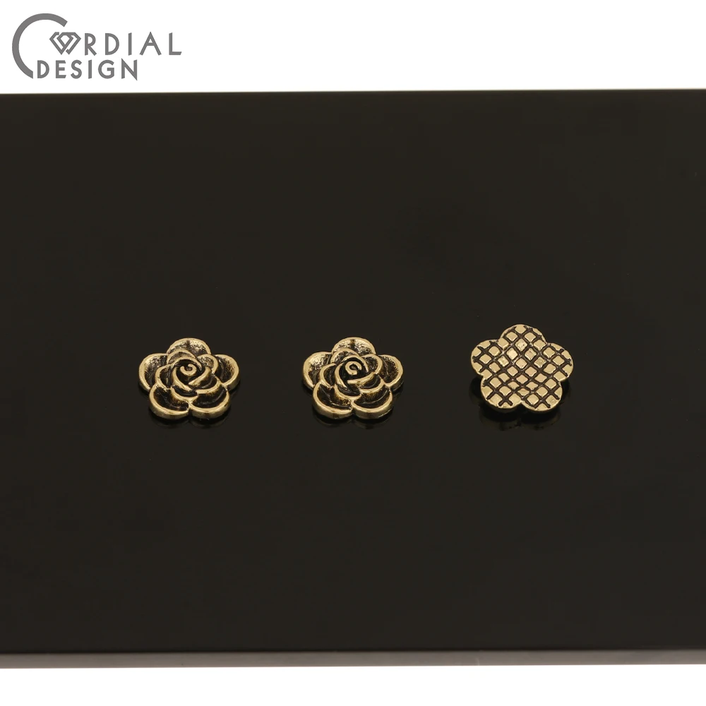 Cordial Design 200Pcs 11*11MM Jewelry Accessories/Antique Gold/Flower Shape/DIY Making/Hand Made/Jewelry Findings & Components
Cordial Design 200Pcs 11*11MM Jewelry Accessories/Antique Gold/Flower Shape/DIY Making/Hand Made/Jewelry Findings & Components
