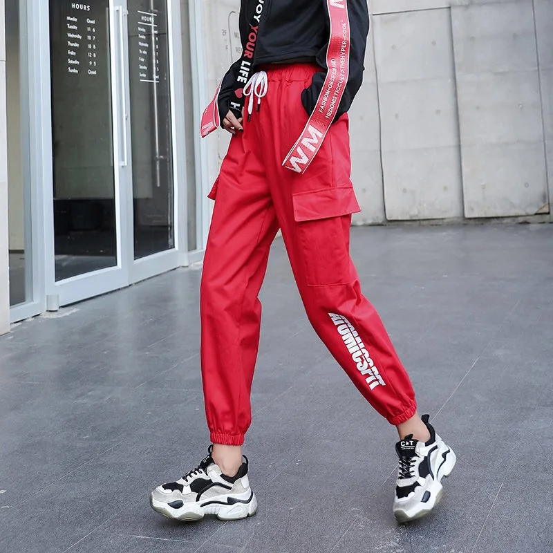 Pockets Patchwork Red Cargo Pants Women Streetwear High Waist Sport Trousers Casual Korean Style Pants Joggers Women Clothes
Pockets Patchwork Red Cargo Pants Women Streetwear High Waist Sport Trousers Casual Korean Style Pants Joggers Women Clothes