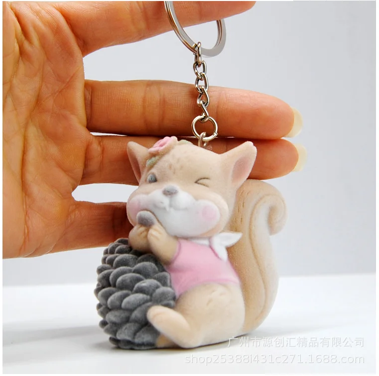 

Ice Age Cartoon Squirrel Flocking Doll Keychains Creative Squirrel Car Keyring Couple Gift Female Satchel Decoration Kaychain