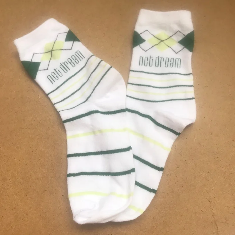KPOP NCT DREAM Letter Jacquard Cotton NCT127 Same Socks Li Mark Luo Lumin Huang Renjun
KPOP NCT DREAM Letter Jacquard Cotton NCT127 Same Socks Li Mark Luo Lumin Huang Renjun