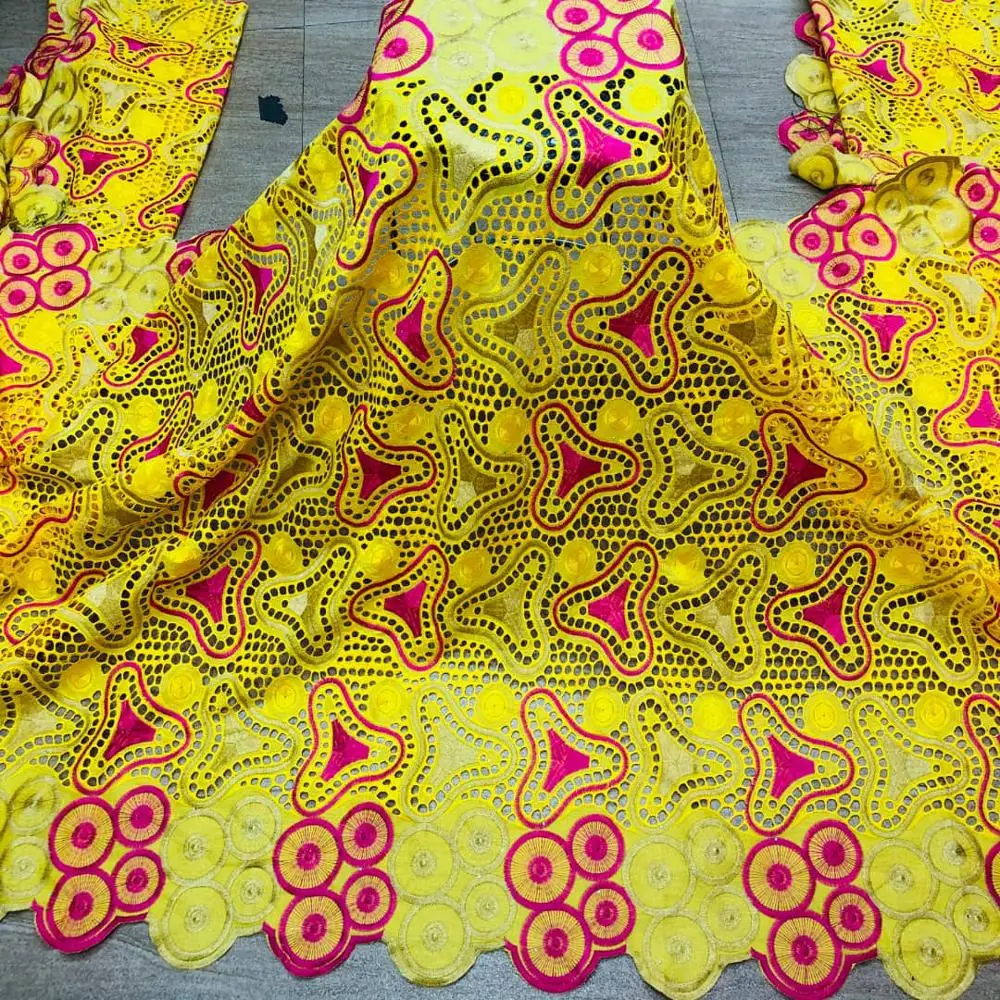 5yards brocade lace fabric 2020 high quality lace tissu african cotton bazin riche fabric latest embroidery lace guinea brocade 
5yards brocade lace fabric 2020 high quality lace tissu african cotton bazin riche fabric latest embroidery lace guinea brocade