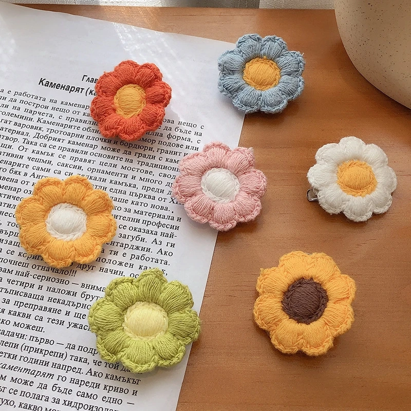 20 PCS/lot Summer Use Small Daisy Flower Hairpin Brooch Dual-use Accessories Bangs Hairpin Headdress
20 PCS/lot Summer Use Small Daisy Flower Hairpin Brooch Dual-use Accessories Bangs Hairpin Headdress