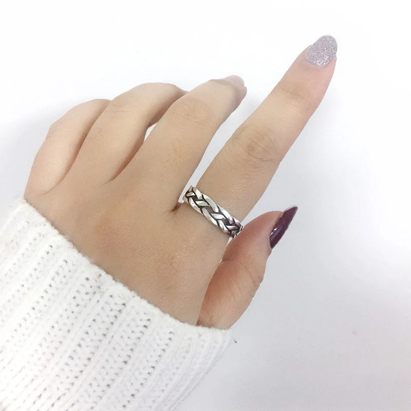 Vintage Personality Ethnic Wind Thai Silver Weaving Index Tail Ring For Men Women 925 Sterling Silver Ring S-R360
Vintage Personality Ethnic Wind Thai Silver Weaving Index Tail Ring For Men Women 925 Sterling Silver Ring S-R360