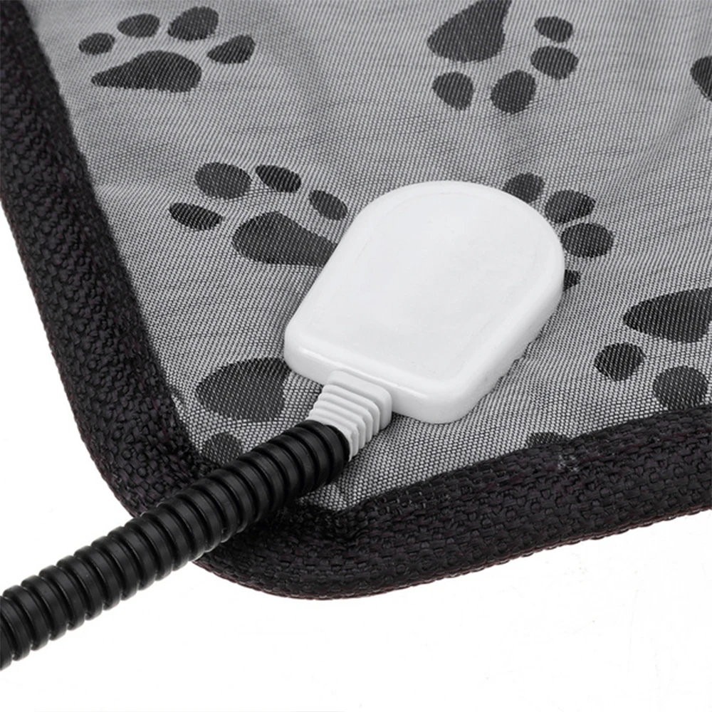 Pet Pad 45 45cm Not Afraid Of Cold Useful Beautiful PU Ward Off The Cold Dog Pet Electric Blanket Creative
Pet Pad 45 45cm Not Afraid Of Cold Useful Beautiful PU Ward Off The Cold Dog Pet Electric Blanket Creative