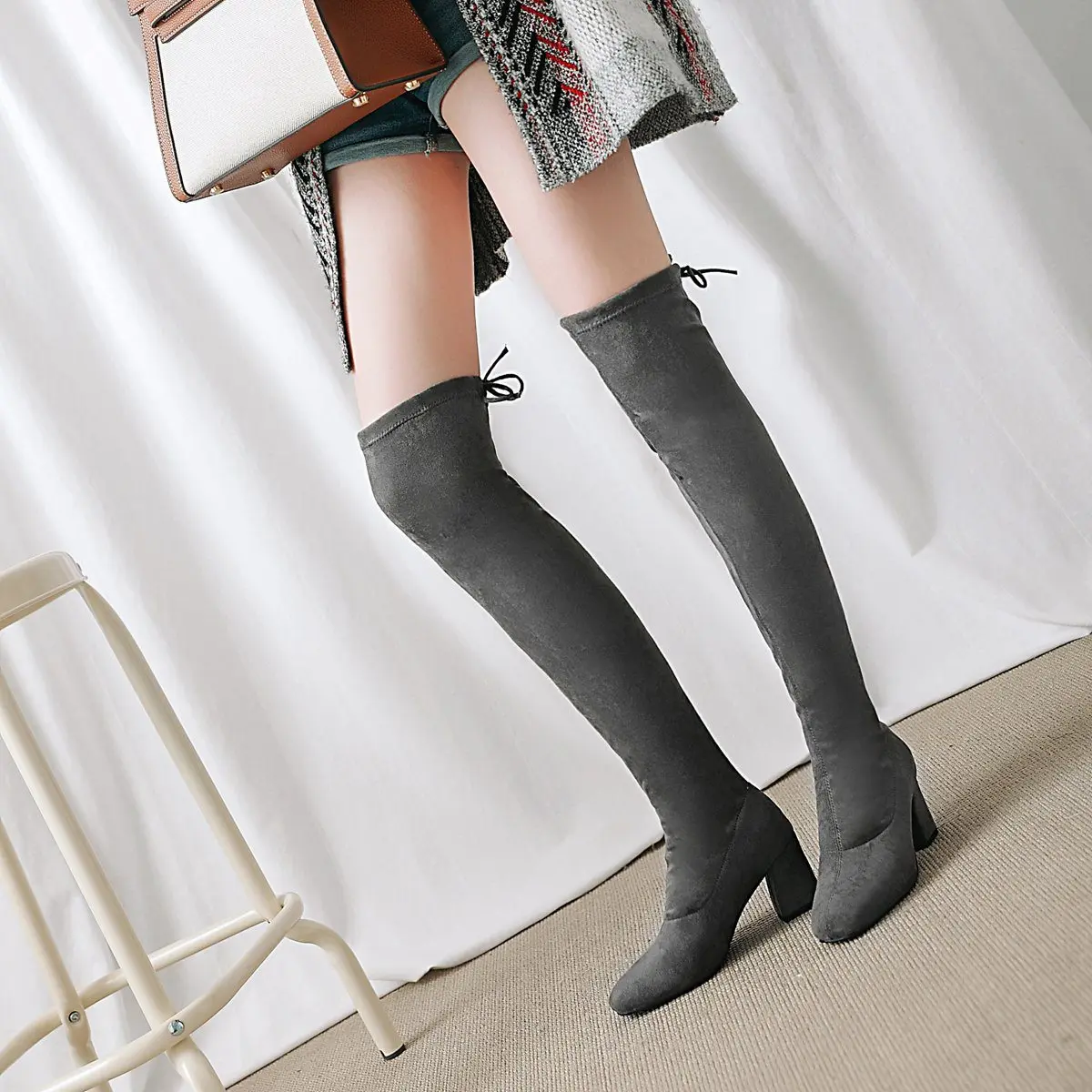 2020 Women Over The Knee High Boots Slip on Winter Shoes High Heel Pointed Toe All Match New Women Boots Size 34-43
2020 Women Over The Knee High Boots Slip on Winter Shoes High Heel Pointed Toe All Match New Women Boots Size 34-43