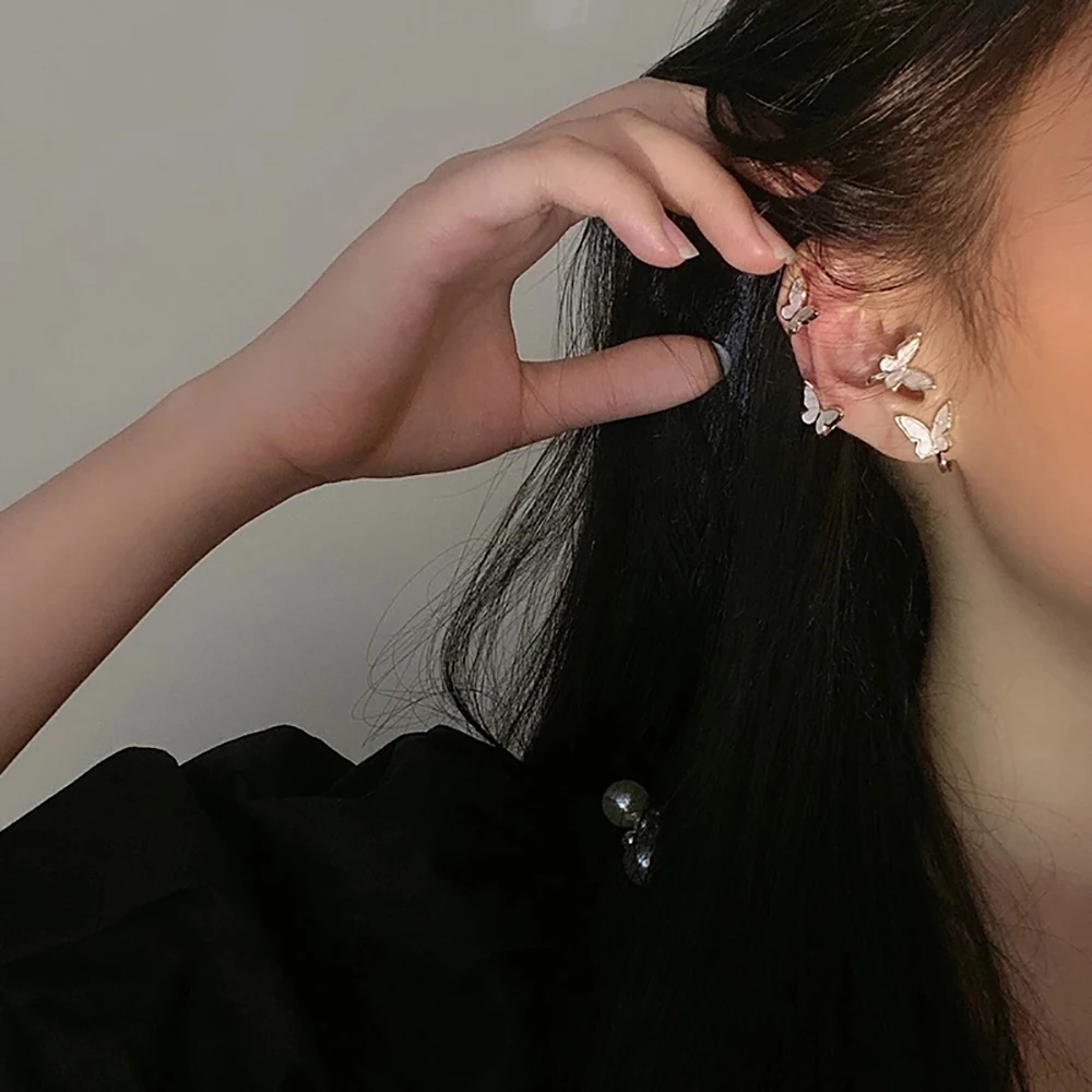 Ghidbk New Vintage Cute Elegant Shell Butterfly Stud Earrings For Women Girls Trendy No Piercing Cartilage Ear Stud Jewelry Gift
Ghidbk New Vintage Cute Elegant Shell Butterfly Stud Earrings For Women Girls Trendy No Piercing Cartilage Ear Stud Jewelry Gift