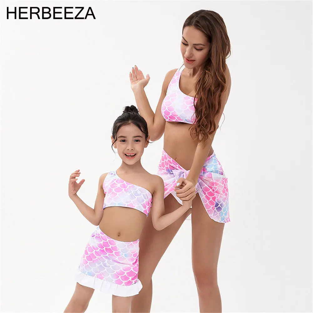 Family Matching Outfits Swimwear Sexy Mermaid Bikini With Skirt Halter Swimwear Mommy and Me Swimsuit Beachwear 3 Piece Sets
Family Matching Outfits Swimwear Sexy Mermaid Bikini With Skirt Halter Swimwear Mommy and Me Swimsuit Beachwear 3 Piece Sets