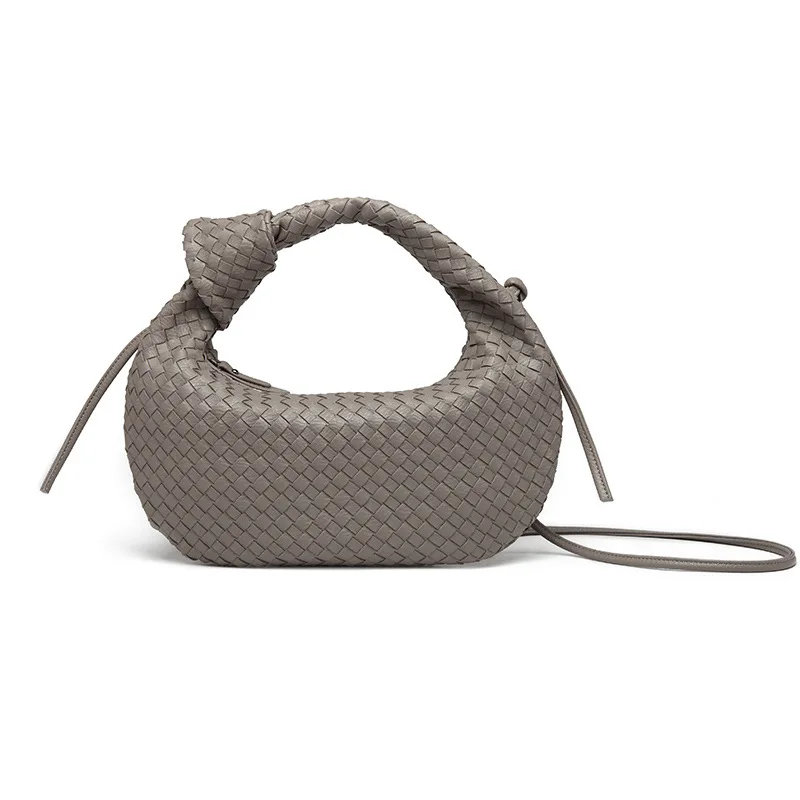 Luxury brand cloud bag lady croissant bag new fashion woven leather shoulder bag underarm daily handbag designer messenger bag
Luxury brand cloud bag lady croissant bag new fashion woven leather shoulder bag underarm daily handbag designer messenger bag