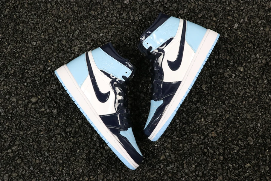 

2021 hot Air AJ 1 men's and women's basketball shoes, outdoor comfortable sports shoes All Star North Carolina blue Obsidian