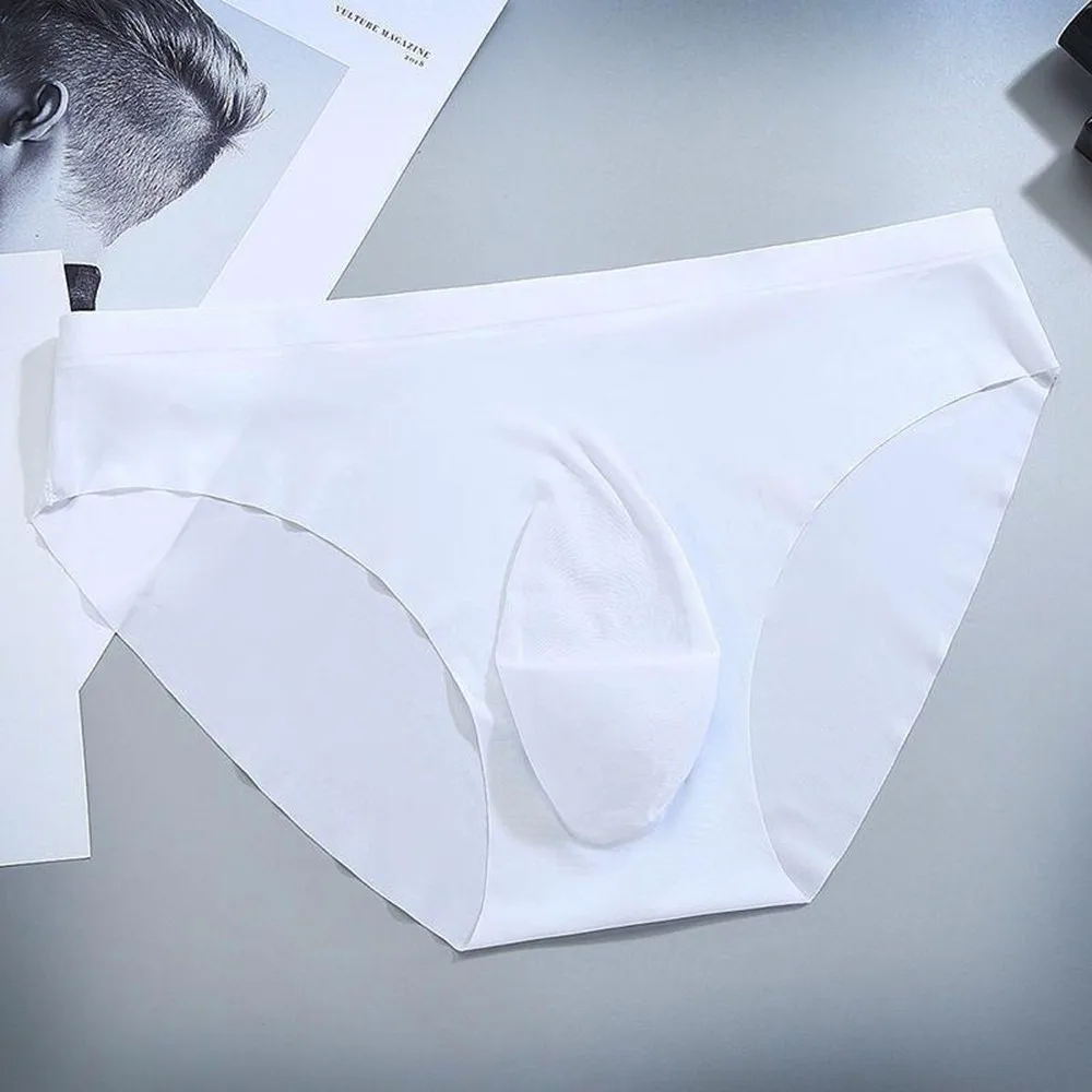 Ice Silk brief Men's sexy seamless Underwear man bulge pouch panties man smooth Tight underpant Elastic man Breathable brief
Ice Silk brief Men's sexy seamless Underwear man bulge pouch panties man smooth Tight underpant Elastic man Breathable brief