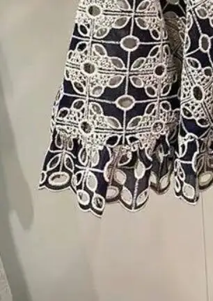 Women T-shirt 2019 Spring and Summer Hollow Carved Wild Round Neck Sleeveless T-shirt Women's Top +skirt
Women T-shirt 2019 Spring and Summer Hollow Carved Wild Round Neck Sleeveless T-shirt Women's Top +skirt