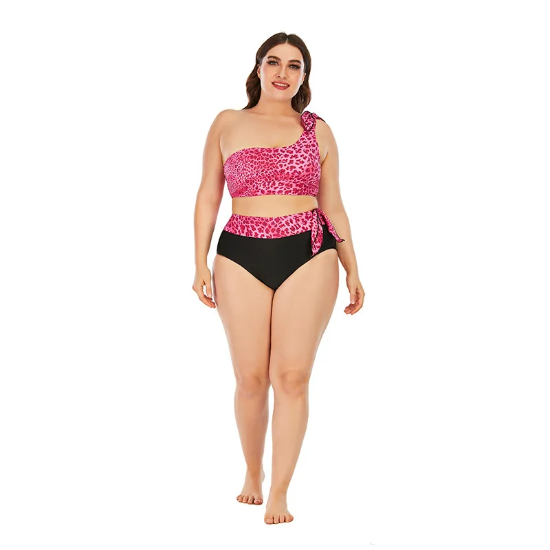 2021 summer swimSuit Women Bikini Set Plus Size sexy red leopard Low Waist Push Up large size one shoulder SwimwearSwimwear
2021 summer swimSuit Women Bikini Set Plus Size sexy red leopard Low Waist Push Up large size one shoulder SwimwearSwimwear