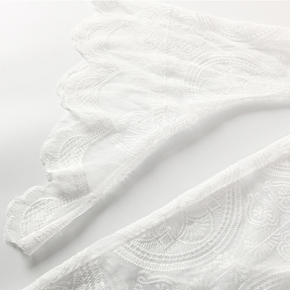 Spring Summer Blouse Shirt Women 2020 Casual Long White Lace Blouse Female Hollow Out Vacation Party Mujer De Moda Womens Tops
Spring Summer Blouse Shirt Women 2020 Casual Long White Lace Blouse Female Hollow Out Vacation Party Mujer De Moda Womens Tops