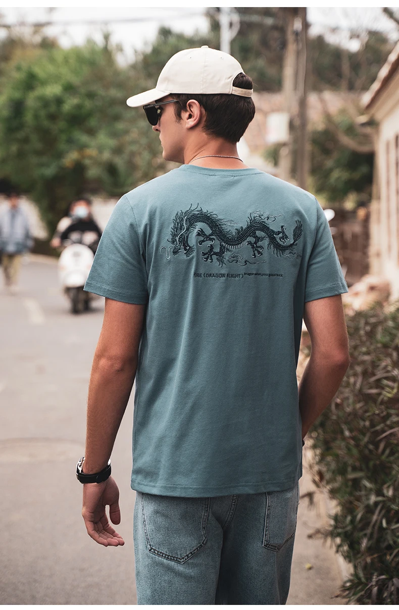 2117 summer new national tide embroidery youth round neck Chinese dragon short-sleeved T-shirt men
2117 summer new national tide embroidery youth round neck Chinese dragon short-sleeved T-shirt men