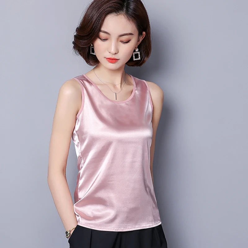 2022 Summer Women Tank Top Satin Basic Solid Women Camisole Style Sexy Sleeveless Vest O-Neck Casual Loose Female Tops
2022 Summer Women Tank Top Satin Basic Solid Women Camisole Style Sexy Sleeveless Vest O-Neck Casual Loose Female Tops