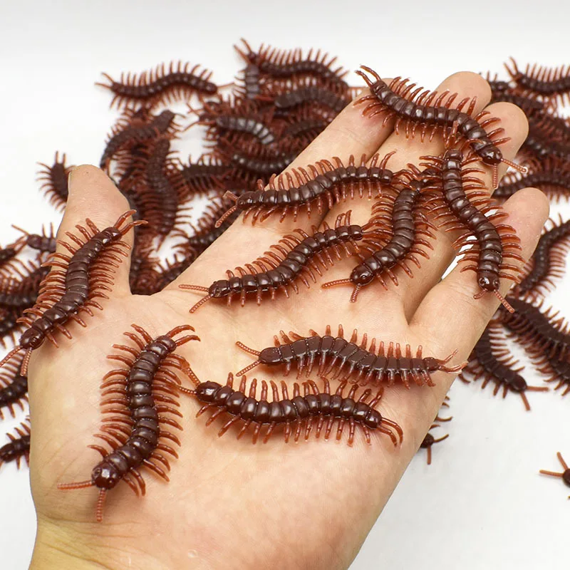 10pcs/lot Funny Fake Cockroach Centipede Halloween Decoration Joke disgusting bugs roachesTricks Simulation False Cockroach Toys
10pcs/lot Funny Fake Cockroach Centipede Halloween Decoration Joke disgusting bugs roachesTricks Simulation False Cockroach Toys