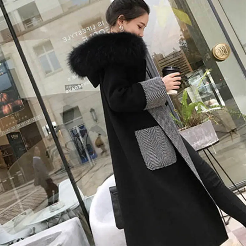 2019 Autumn and Winter New Large Size Women's Woolen Coat Fashion Plaid Patchwork Hooded Big Fur Collar Long Windbreaker f2206
2019 Autumn and Winter New Large Size Women's Woolen Coat Fashion Plaid Patchwork Hooded Big Fur Collar Long Windbreaker f2206