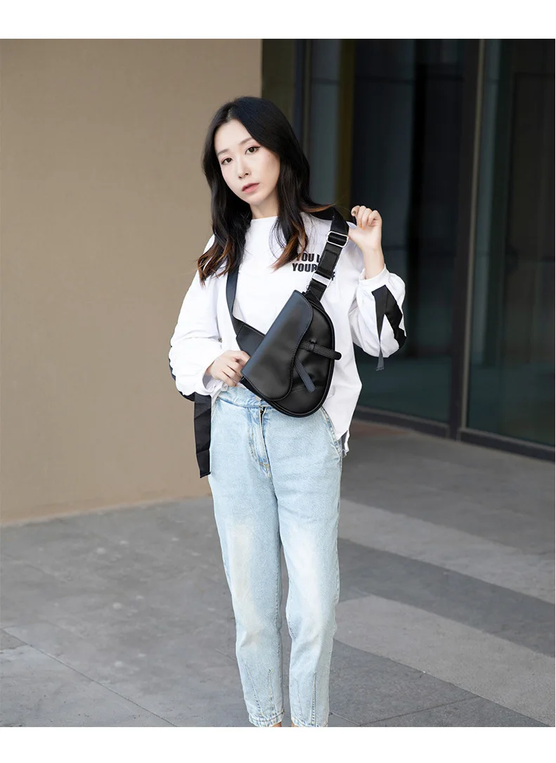 NEW 2021 Men fanny pack Korean Style waist Bag women fashion street leisure shoulder bag popular movie style Free Shipping
NEW 2021 Men fanny pack Korean Style waist Bag women fashion street leisure shoulder bag popular movie style Free Shipping