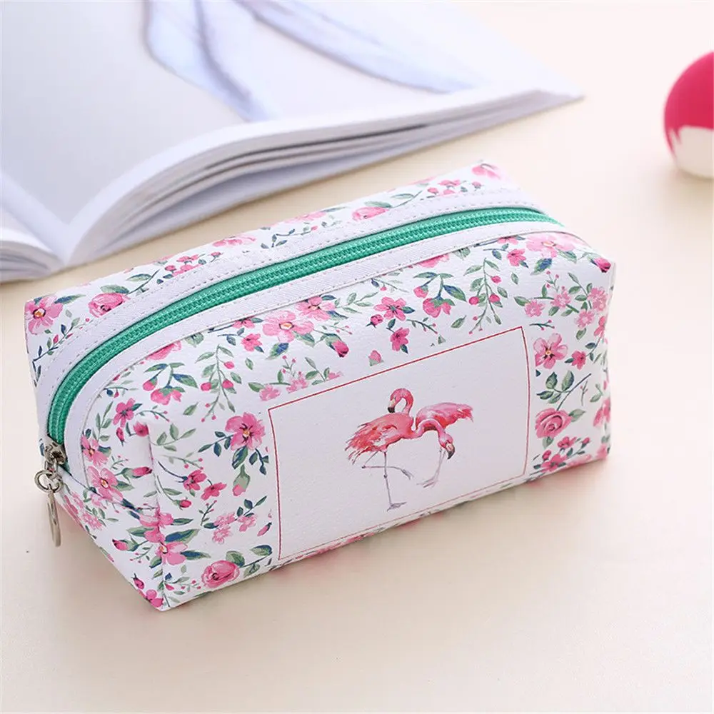 ISKYBOB Makeup Bag Make up Case Toiletry Bags Beauty Storage Wash bagTravel PU Leather Cosmetic Bag Korean Small Organizer Women
ISKYBOB Makeup Bag Make up Case Toiletry Bags Beauty Storage Wash bagTravel PU Leather Cosmetic Bag Korean Small Organizer Women