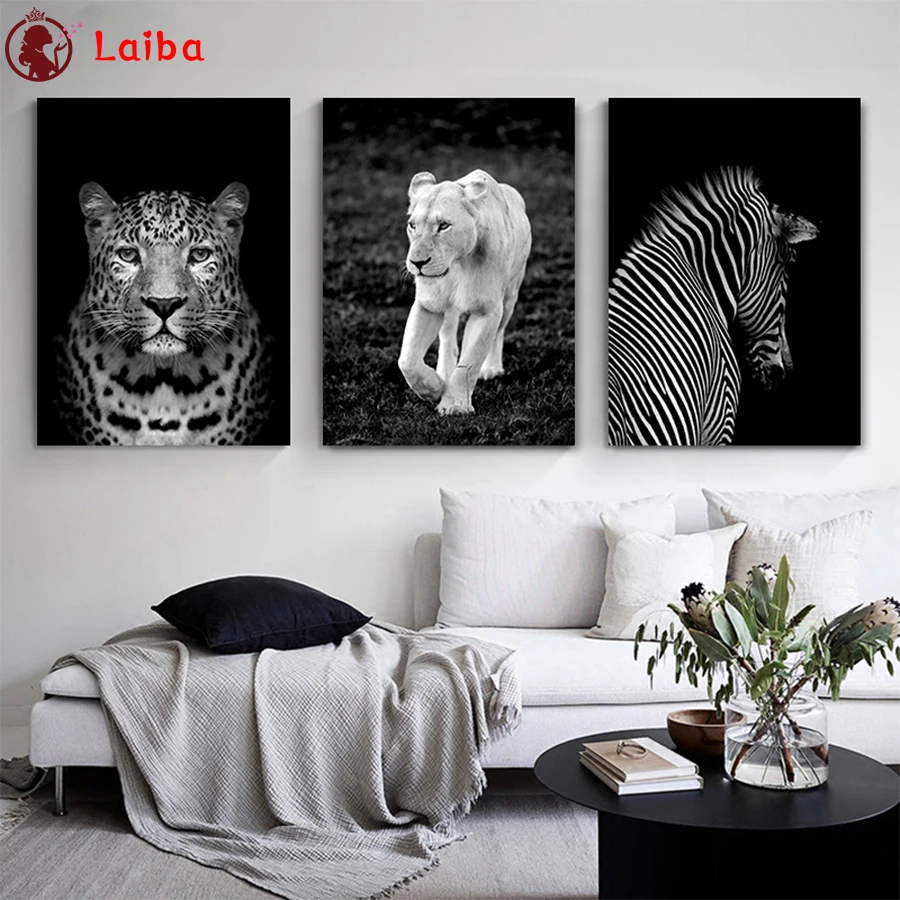 5D DIY Diamond Embroidery Black and white animal art, lion, leopard, zebra Full Kits Needlework Diamond Painting Cross Stitch
5D DIY Diamond Embroidery Black and white animal art, lion, leopard, zebra Full Kits Needlework Diamond Painting Cross Stitch