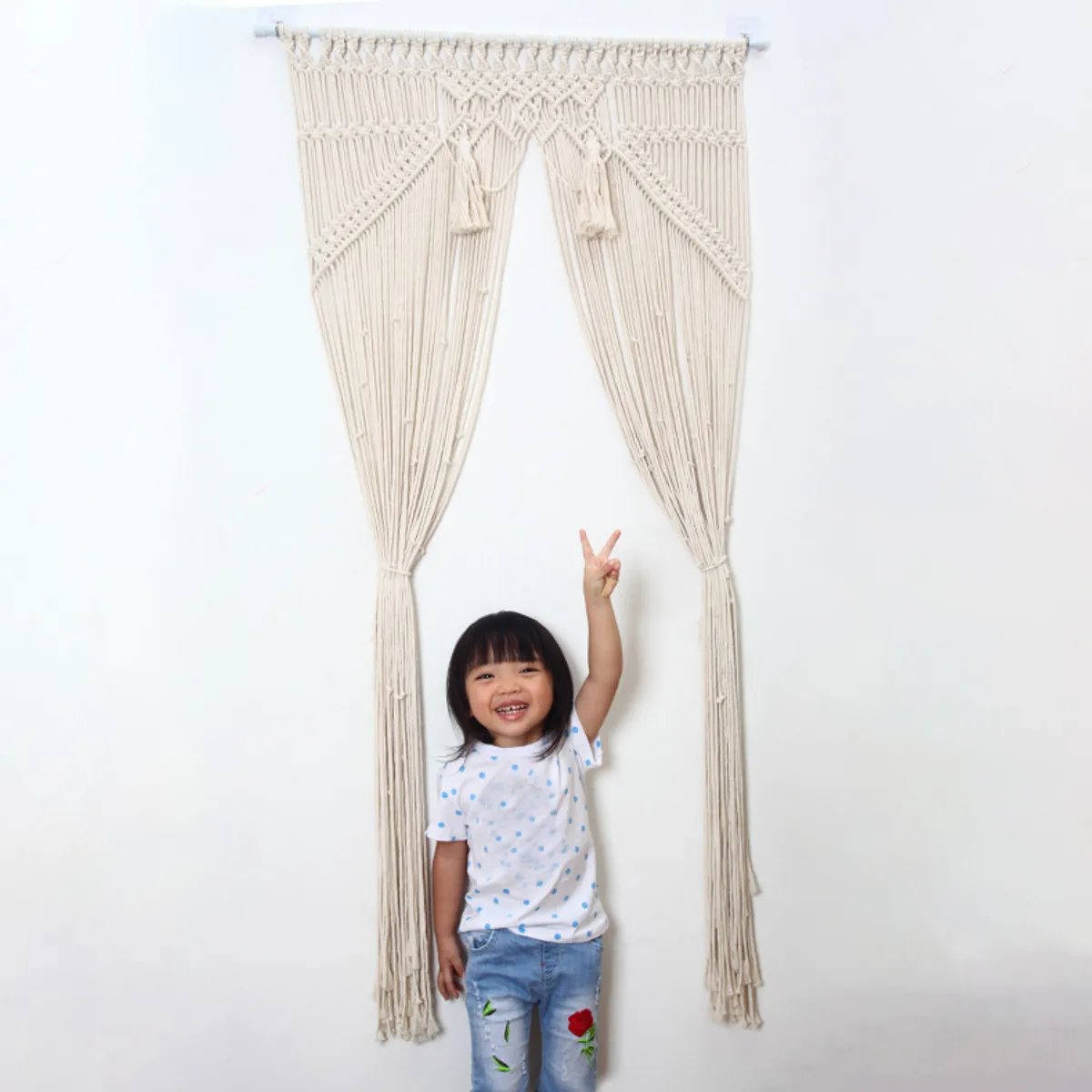 Bohemian Tassel Macrame Braided Cotton Rope DIY Wall Hanging Craft Macrame Woven String Home Textile Accessories Gift Home Decor
Bohemian Tassel Macrame Braided Cotton Rope DIY Wall Hanging Craft Macrame Woven String Home Textile Accessories Gift Home Decor