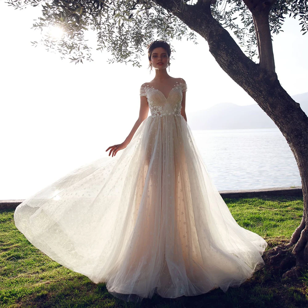 Vintage Tulle Wedding Dress For Woman Sexy V Neck Cap Sleeve Illusion Button Back Pleat Bridal Gown Formal Engagement Party
Vintage Tulle Wedding Dress For Woman Sexy V Neck Cap Sleeve Illusion Button Back Pleat Bridal Gown Formal Engagement Party