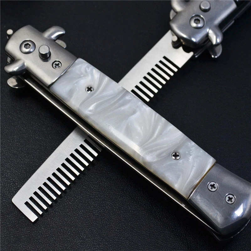1Pc Mini Stainless Steel Foldable Comb Hair Trimmer Comb Men Pocket Spring Hair Comb Brush Salon Styling Tool 
1Pc Mini Stainless Steel Foldable Comb Hair Trimmer Comb Men Pocket Spring Hair Comb Brush Salon Styling Tool