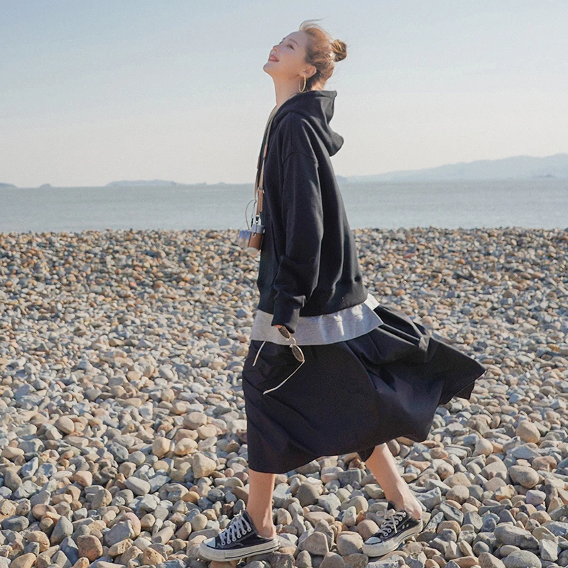 NSMW MI Hooded Sweatshirts Women New 2021 Spring Autumn Cotton Loose Stitching Fake Two Pieces Of Hood Contrast Color Sweater A4
NSMW MI Hooded Sweatshirts Women New 2021 Spring Autumn Cotton Loose Stitching Fake Two Pieces Of Hood Contrast Color Sweater A4