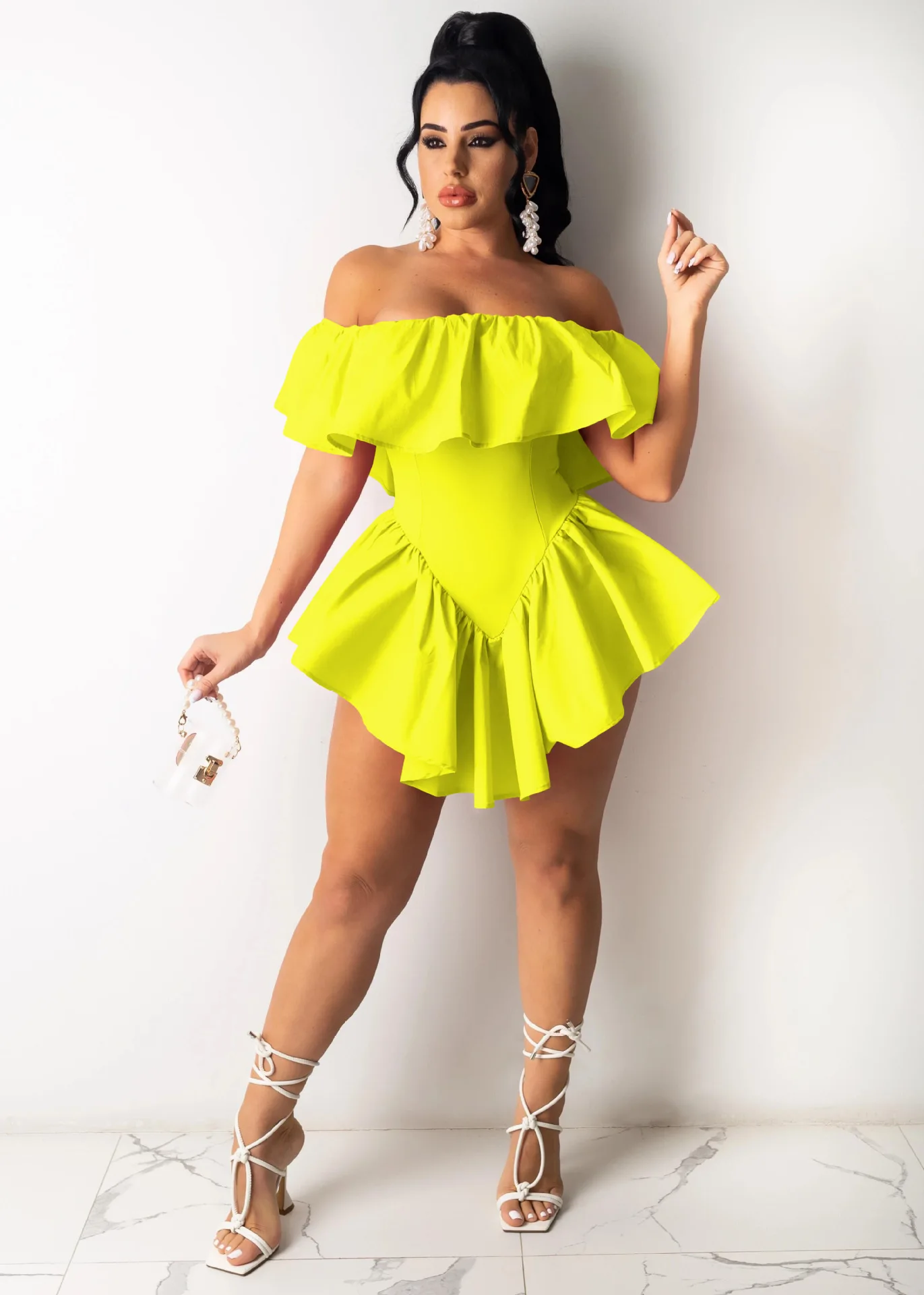 Spring Women Off Shoulder Ruffle Design Asymmetrical Hem Solid Color Mini Dress 2021 Summer Dress
Spring Women Off Shoulder Ruffle Design Asymmetrical Hem Solid Color Mini Dress 2021 Summer Dress