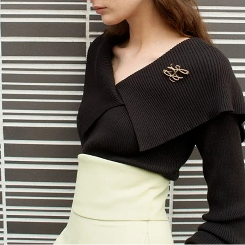Female Solid Color T-shirt One-Line Neck Strapless Slim Long-Sleeved T-shirt Women New Temperament Elegant Casual Clothes
Female Solid Color T-shirt One-Line Neck Strapless Slim Long-Sleeved T-shirt Women New Temperament Elegant Casual Clothes