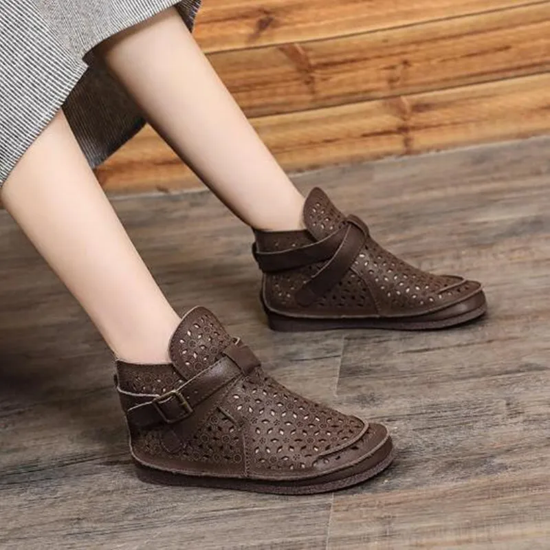 2021 Retro Handmade Women Genuine PU Leather Shoes British Style Hollow Out Female Spring Autumn Shoes Flat with Fur Botas Mujer
2021 Retro Handmade Women Genuine PU Leather Shoes British Style Hollow Out Female Spring Autumn Shoes Flat with Fur Botas Mujer