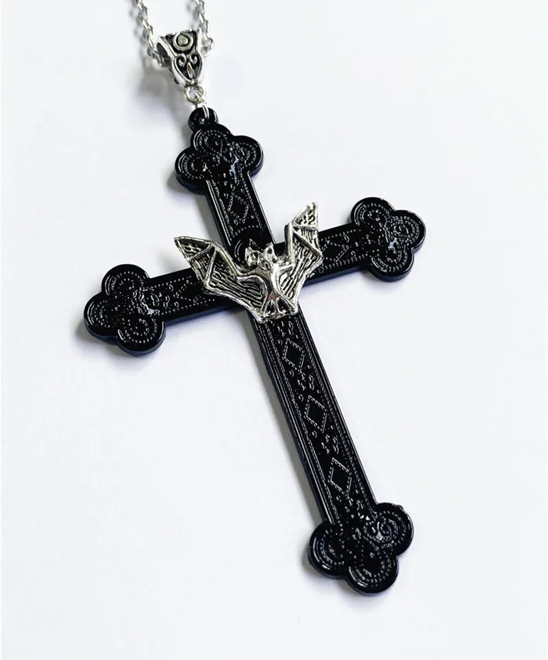 Gothic Antique Black Color Filigree Vampire Bat Cross Necklace Vintage Religious Christian Faith Collar for Women Gift Jewelry
Gothic Antique Black Color Filigree Vampire Bat Cross Necklace Vintage Religious Christian Faith Collar for Women Gift Jewelry