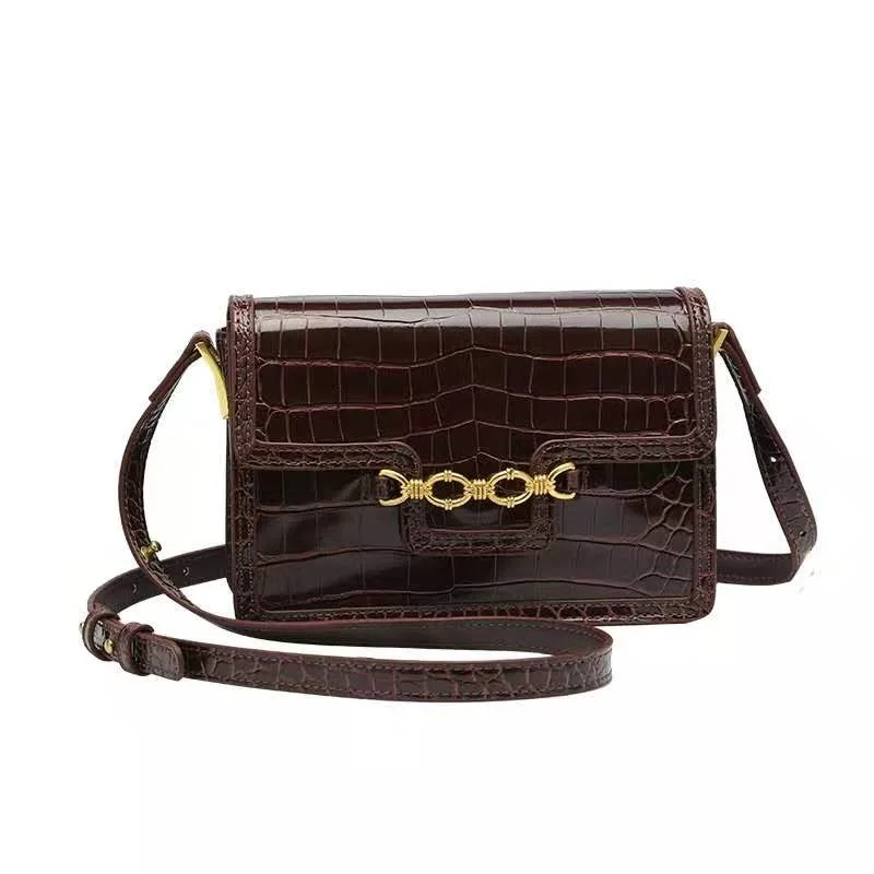 Xiaoning Women's bag 2021 new fashion foreign style tofu Bag Fashion texture crocodile Single Shoulder Messenger Bag
Xiaoning Women's bag 2021 new fashion foreign style tofu Bag Fashion texture crocodile Single Shoulder Messenger Bag