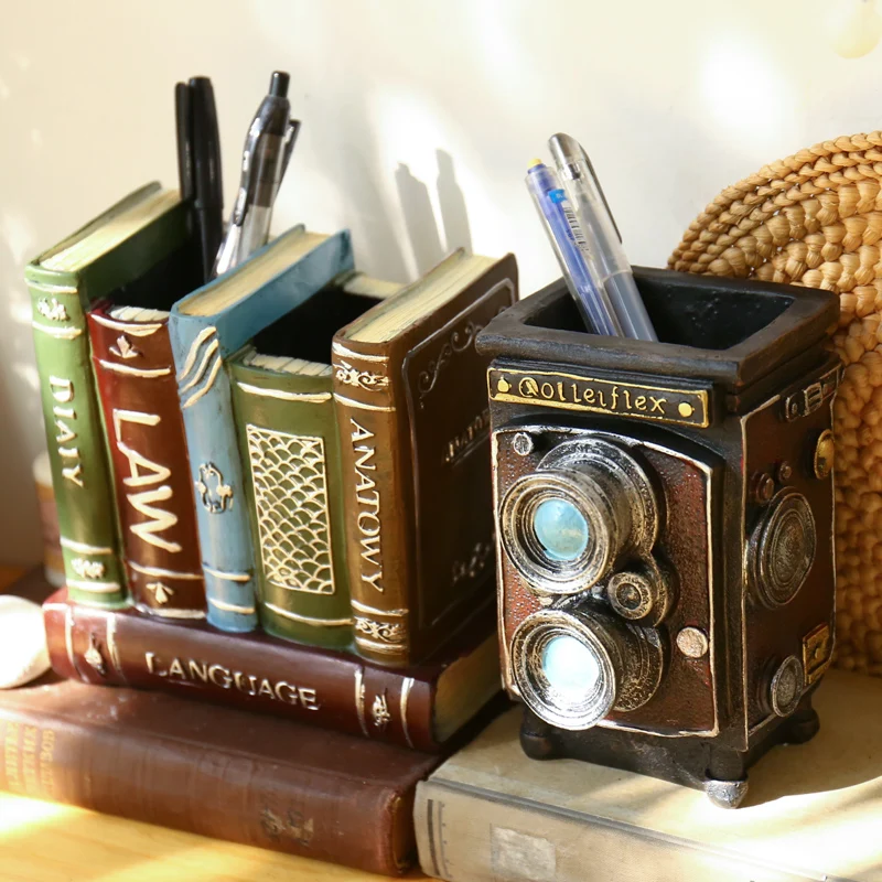 Retro Creative Desktop decoration penholder small ornaments office study living room decoration crafts
Retro Creative Desktop decoration penholder small ornaments office study living room decoration crafts
