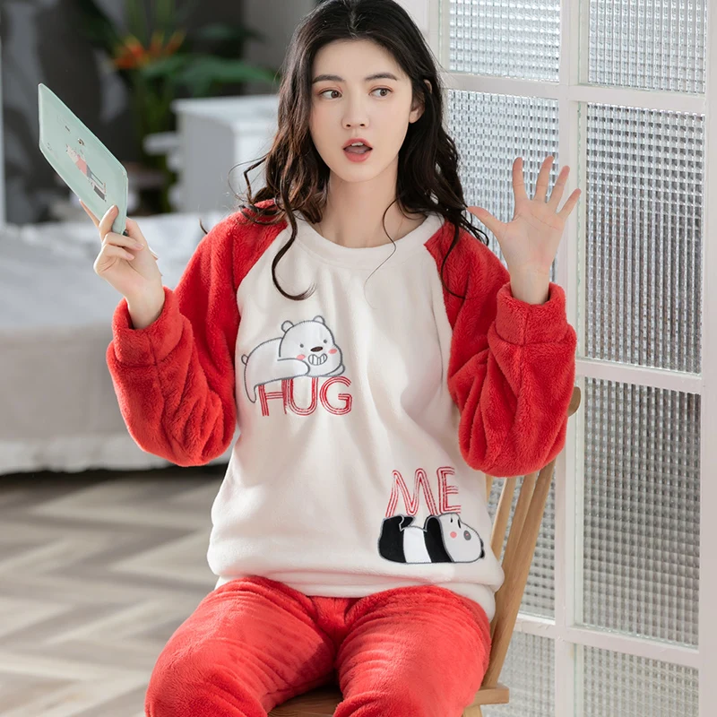 Winter Pajamas Women Sleepwear Cute Bear Panda Pattern Flannel Pajamas Set Hotsale Warm Pijama O Neck Pyjama Homewear For girl
Winter Pajamas Women Sleepwear Cute Bear Panda Pattern Flannel Pajamas Set Hotsale Warm Pijama O Neck Pyjama Homewear For girl