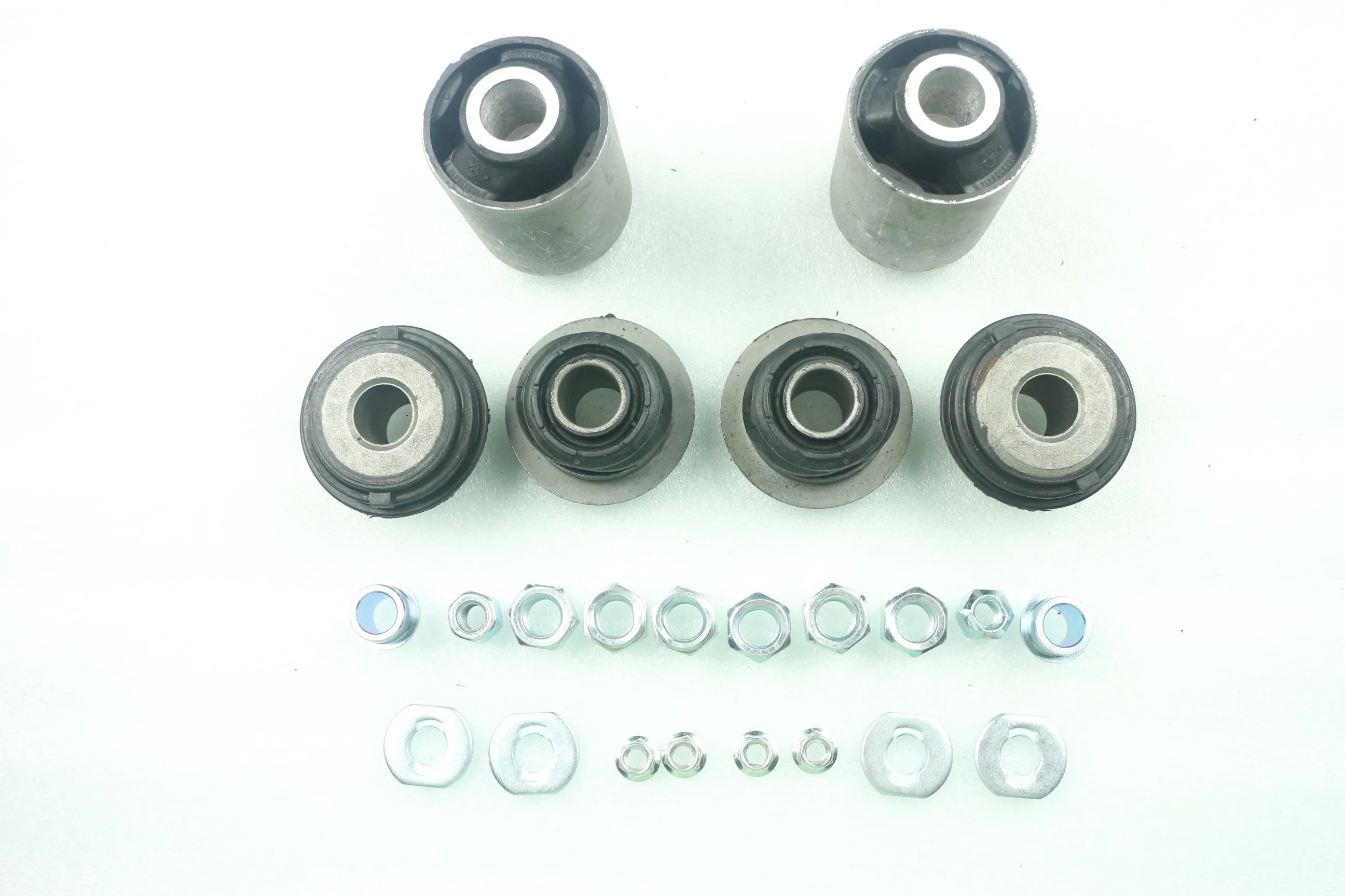Lower Control Arm Arms Bushing Fit for Mercedes Benz R170 W202 SLK C Class Kit 1703300075
Lower Control Arm Arms Bushing Fit for Mercedes Benz R170 W202 SLK C Class Kit 1703300075