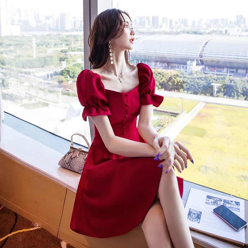 2021 Summer Women Elegant OOTD French Red Fashion Vintage Dress Short Puff Sleeve Sexy Pure Color Knee Length Trend Dresses
2021 Summer Women Elegant OOTD French Red Fashion Vintage Dress Short Puff Sleeve Sexy Pure Color Knee Length Trend Dresses