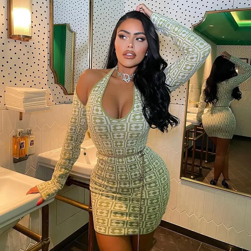 DSMTRC Green Club Birthday Outfit Tight One Piece Sexy Streetwear Mini Dresses Printing Bandage Halter Cut Out Bodycon Dress
DSMTRC Green Club Birthday Outfit Tight One Piece Sexy Streetwear Mini Dresses Printing Bandage Halter Cut Out Bodycon Dress