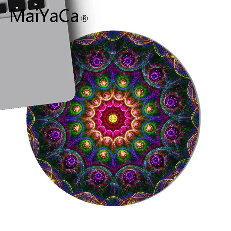 Purple Mandala flowern New Small Size Round Mouse Pad Non-Skid Rubber Pad Special Offer Luxury mousepad For Cute mouse Pad 
Purple Mandala flowern New Small Size Round Mouse Pad Non-Skid Rubber Pad Special Offer Luxury mousepad For Cute mouse Pad
