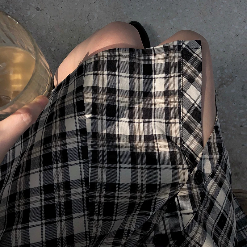 Tartan Skirt Women's Summer 2020 New Korean Style Contrast Color Square Collar Black and White Lattice Pattern Tight Waist
Tartan Skirt Women's Summer 2020 New Korean Style Contrast Color Square Collar Black and White Lattice Pattern Tight Waist