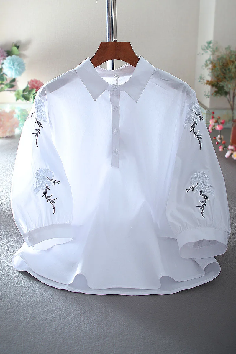 SuperAen 2021 Korean Embroidered Lantern Sleeve Loose Casual Shirt Female Office Lady Women Top Blouse
SuperAen 2021 Korean Embroidered Lantern Sleeve Loose Casual Shirt Female Office Lady Women Top Blouse