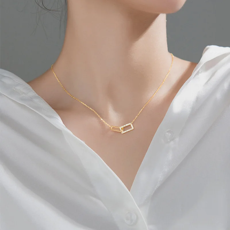 Korean Fashion Crystal Square Geometric Pendant Necklace for Women trendy Clavicle Chain Gold Silver collar Collier female chain
Korean Fashion Crystal Square Geometric Pendant Necklace for Women trendy Clavicle Chain Gold Silver collar Collier female chain