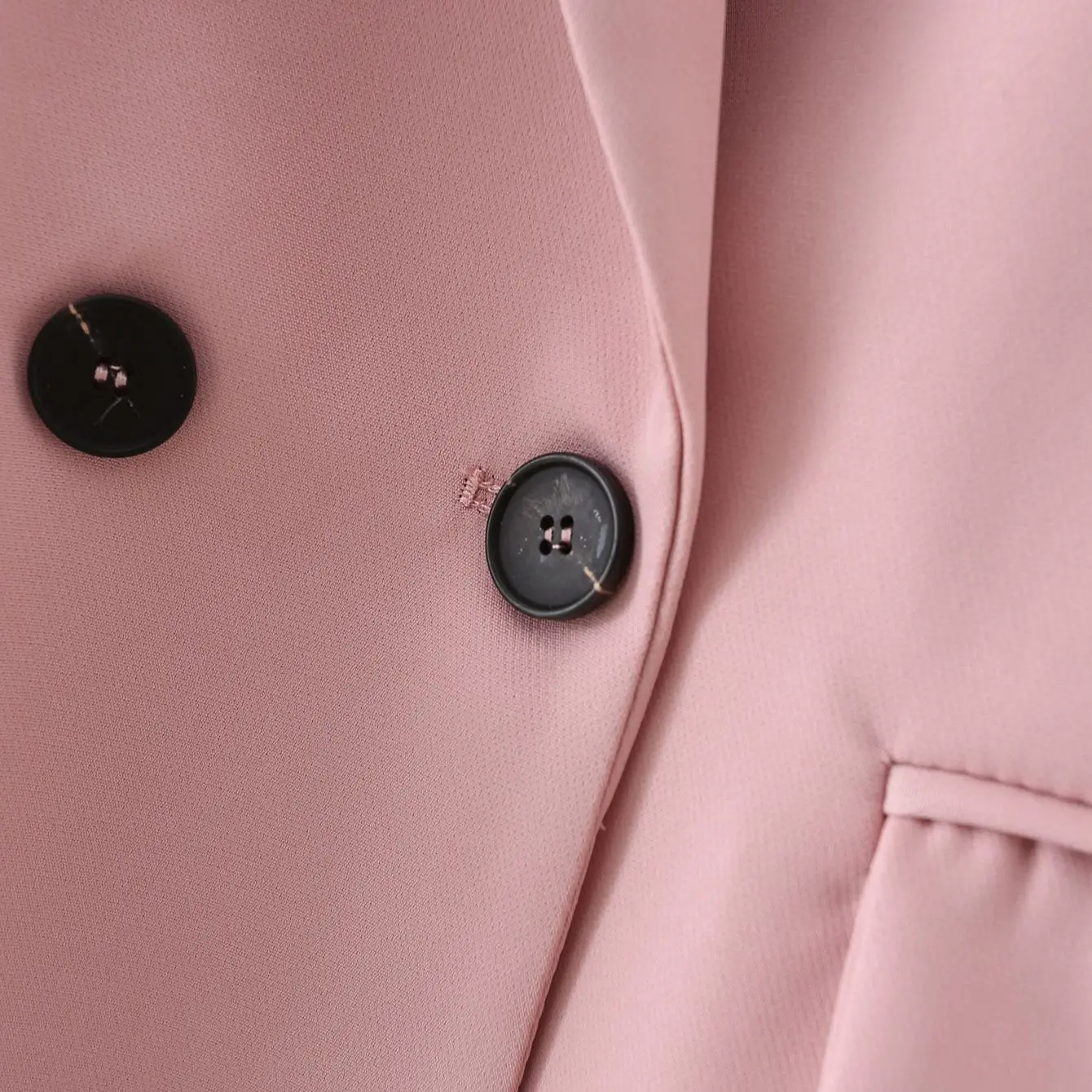 XNWMNZ New Women Fashion pink Double Breasted Loose Fitting Blazer Coat Vintage Long Sleeve Pockets Female Outerwear Chic Tops 
XNWMNZ New Women Fashion pink Double Breasted Loose Fitting Blazer Coat Vintage Long Sleeve Pockets Female Outerwear Chic Tops