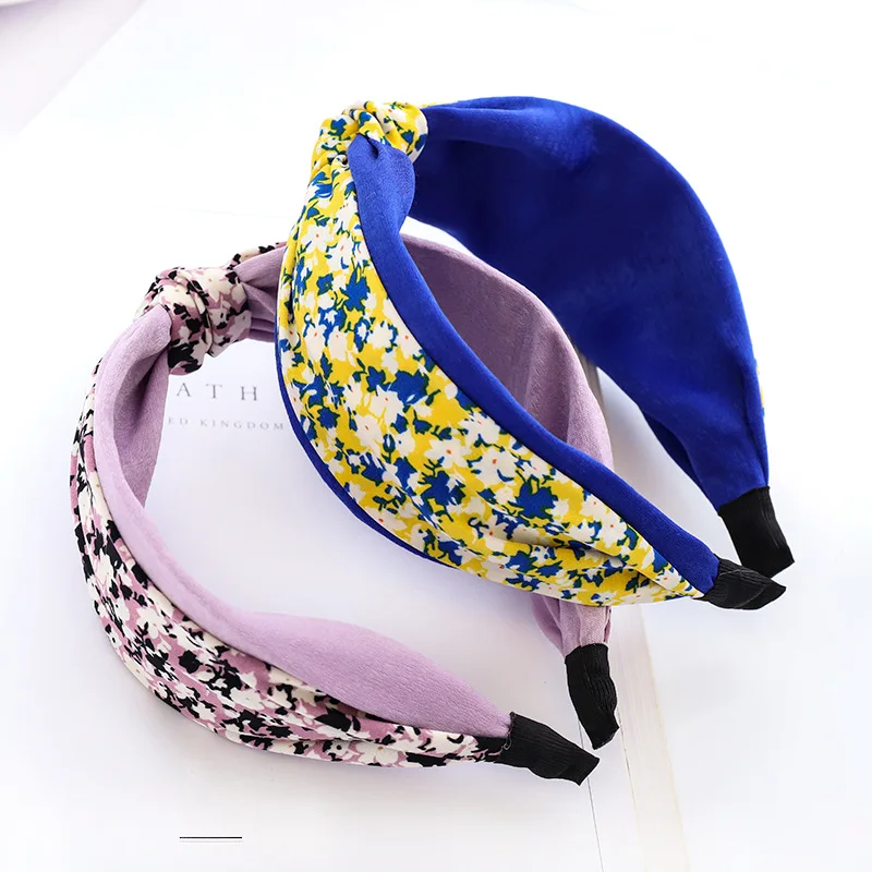 2021 New Korea Small Floral Headband Printed Fabric Knot Hairbands Patchwork Headbands Fashion Head Wear Women Girls Accessories
2021 New Korea Small Floral Headband Printed Fabric Knot Hairbands Patchwork Headbands Fashion Head Wear Women Girls Accessories