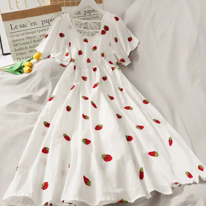 Strawberry Dress Women's Summer Vintage One-Piece Korean Short-Sleeved Floral Dress For Girls White Casual Dresses Dropshipping
Strawberry Dress Women's Summer Vintage One-Piece Korean Short-Sleeved Floral Dress For Girls White Casual Dresses Dropshipping