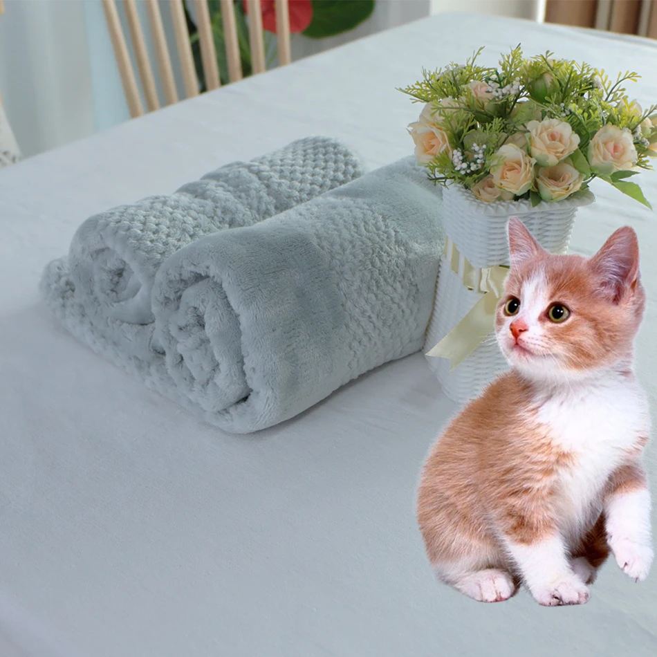 Pet Blanket Fluffy Soft Towel Fleece Sleeping Cover Cushion for Dog Cats Mat Bed Couch Sofa Travel Blanket for Puppy Kitten
Pet Blanket Fluffy Soft Towel Fleece Sleeping Cover Cushion for Dog Cats Mat Bed Couch Sofa Travel Blanket for Puppy Kitten