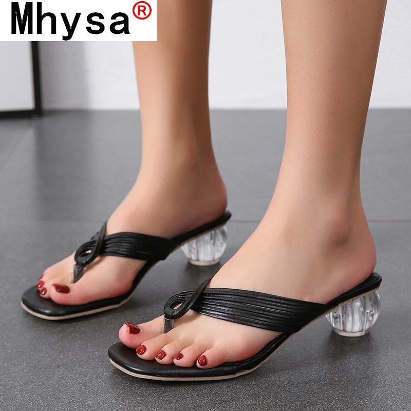 2021 Summer Women Sandals Fashion Mid Heel Square Head Open Toe Sandals Outdoor Comfortable Light Round Heel Flip Flops Sandals
2021 Summer Women Sandals Fashion Mid Heel Square Head Open Toe Sandals Outdoor Comfortable Light Round Heel Flip Flops Sandals